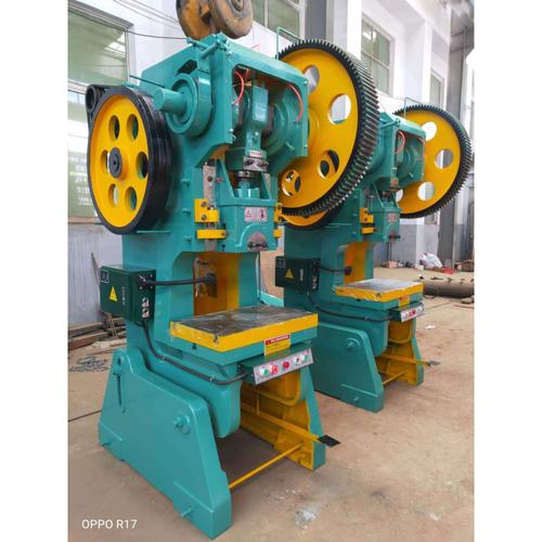 供應JB23系列40噸普通沖床 斜齒齒輪傳動開式可傾壓力機在沖孔應用中的優(yōu)勢